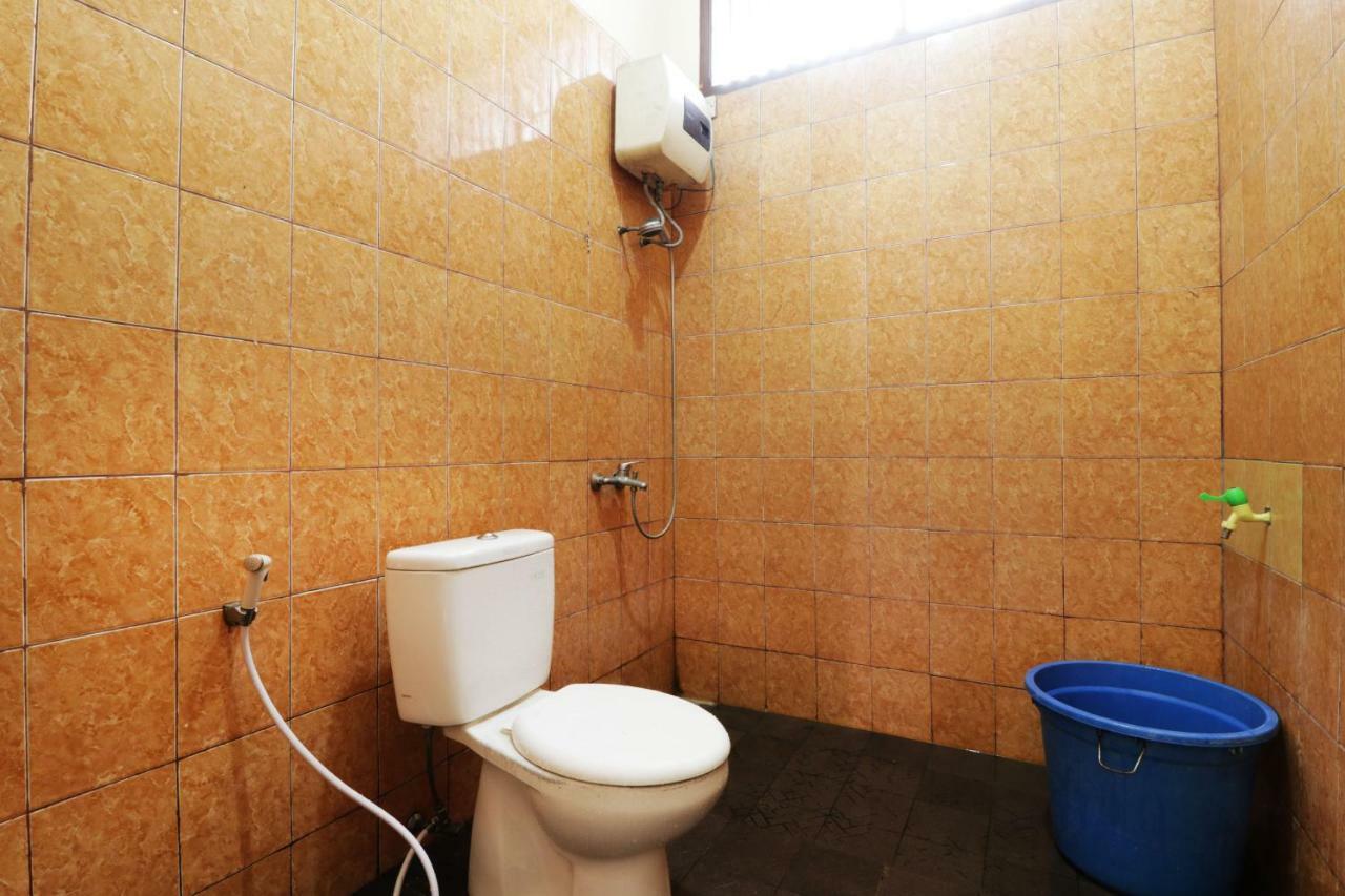 Backpack Syariah Cempaka Putih Barat Hostel Jakarta Exterior photo
