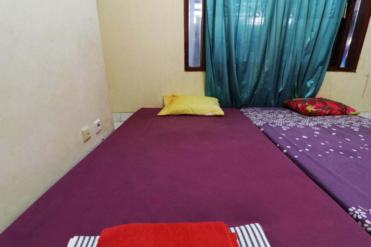 Backpack Syariah Cempaka Putih Barat Hostel Jakarta Exterior photo